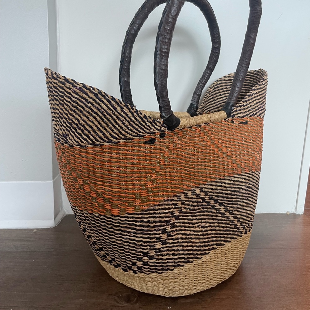 Hand woven artisan basket bag (large)